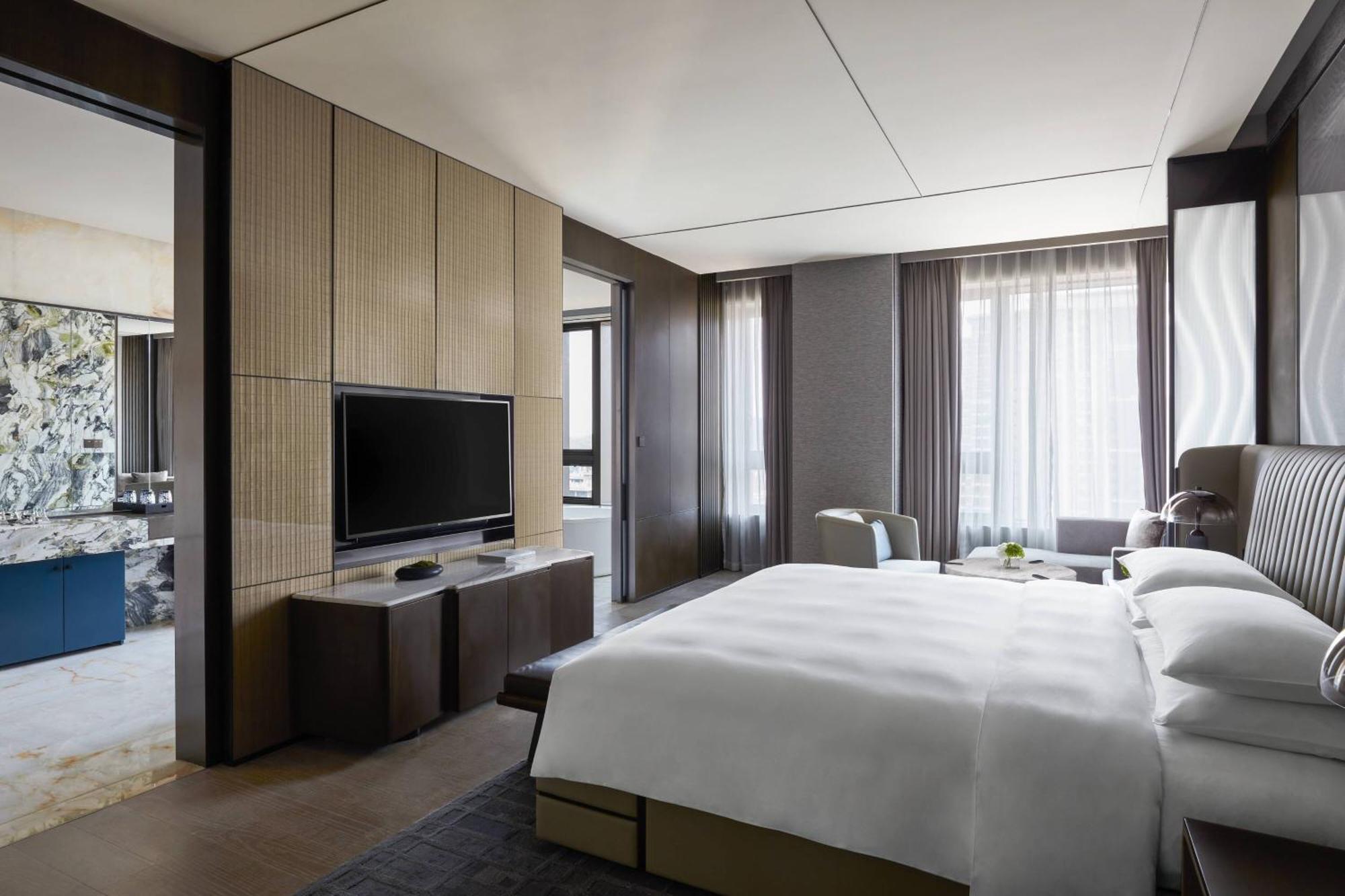 Wuhan Marriott Hotel Optics Valley Bagian luar foto